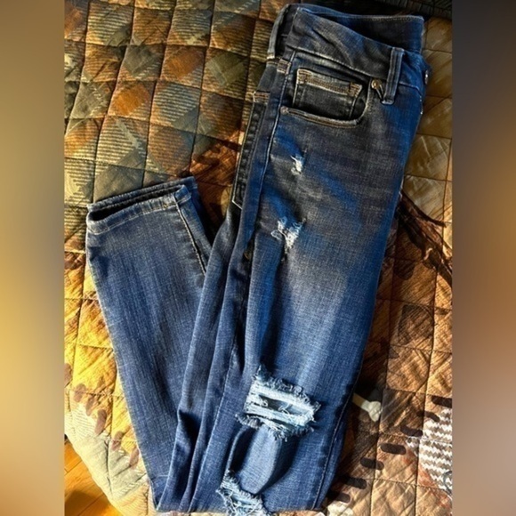 Good American distressed skinny jeans size 26/2 - Picture 4 of 4
